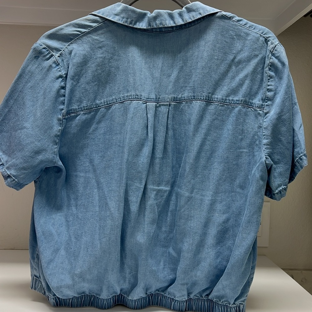 Denim button down top - Picture 3 of 3